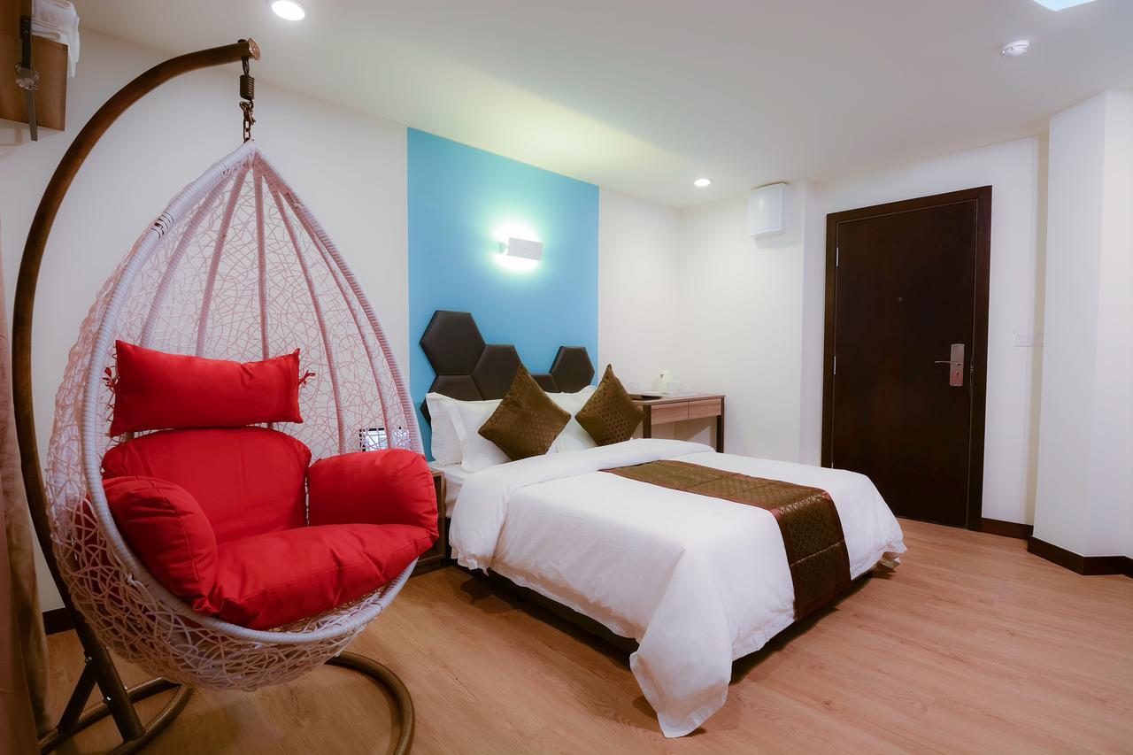 Memoire Hornbill Hotel Кучінг Екстер'єр фото